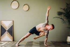 Yoga retraite mannen